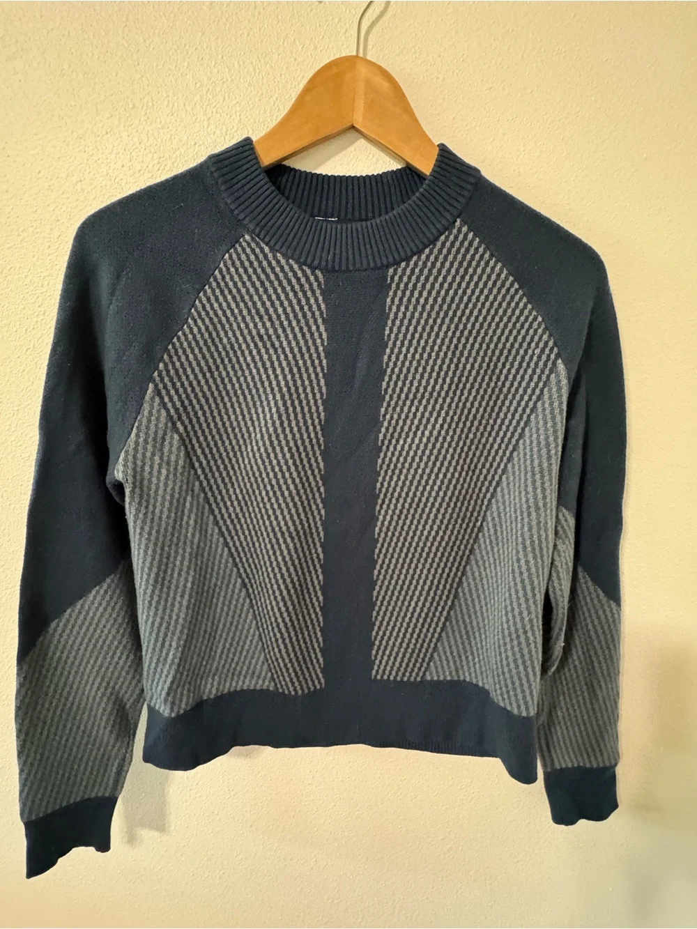 Lululemon Here for Serenity Sweater Night Diver / Blue Charcoal / Petrol Blue-M